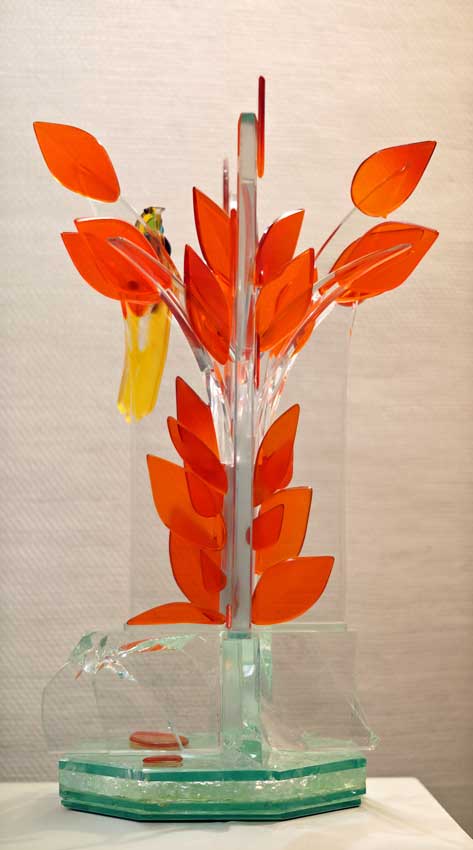 Accueil : portfolio la nature, arborescence, sculptée et gravée au jet de sable, pièce unique assemblage verre,verre St Just, intitulée "l'oiseau de paradis"