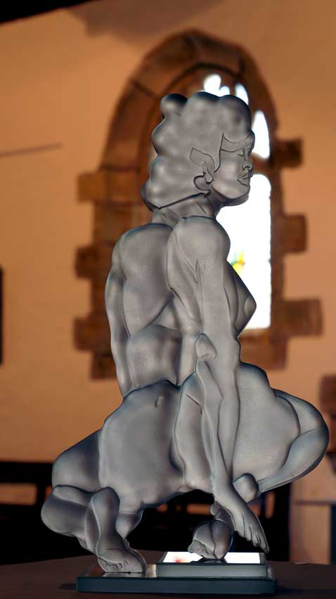 Accueil : portfolio l'humain, le nu, ensemble sculpté et gravé au jet de sable, pièce unique